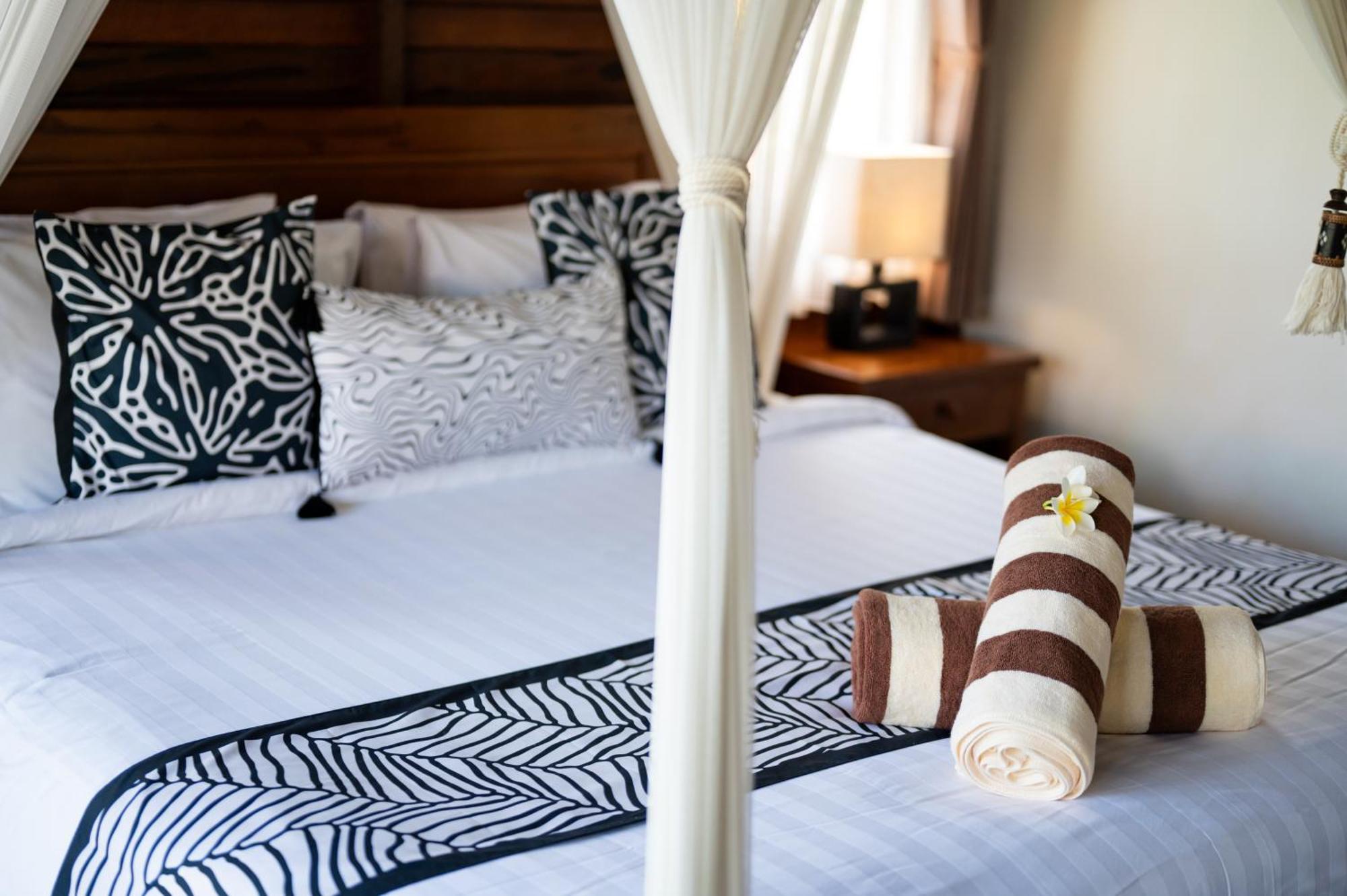 D'Puncak Villas Lembongan Nusa Lembongan Kültér fotó